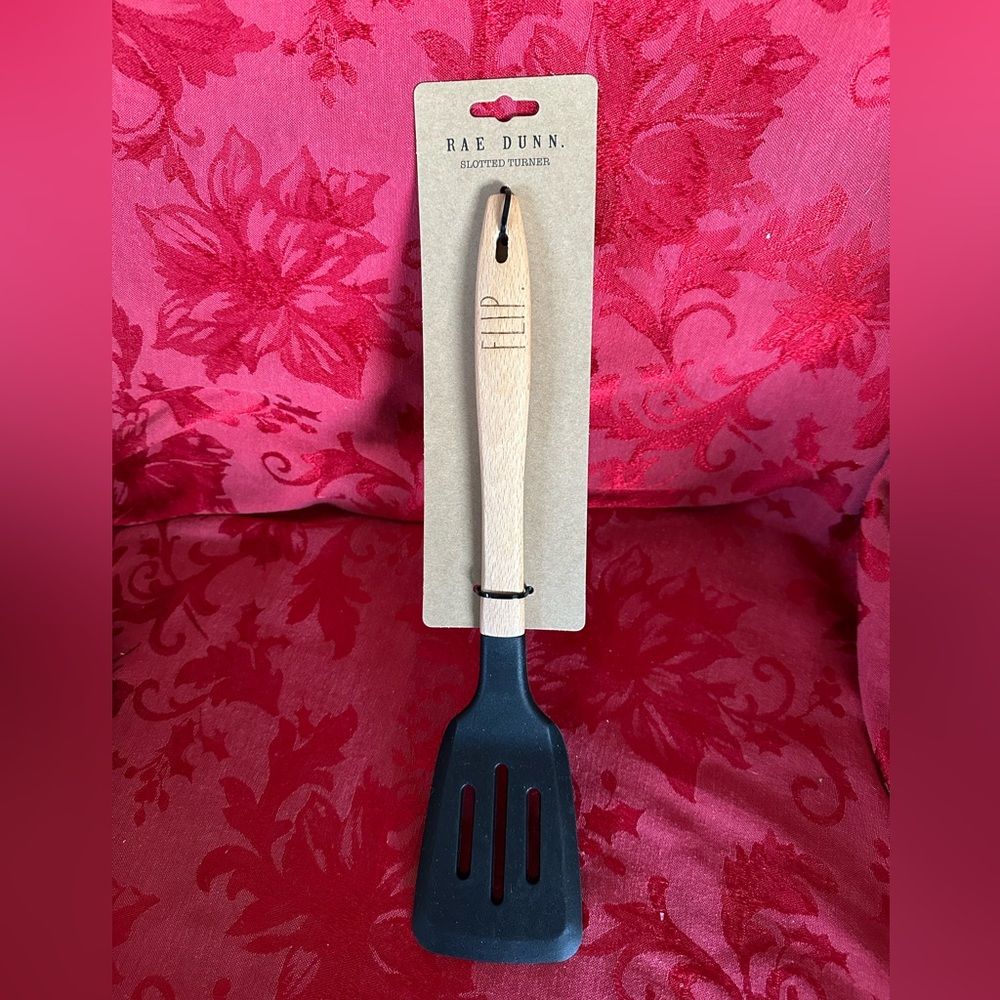 π΅3/$15 Rae Dunn silicone Slotted Turner with engraved FLIP wood handle
